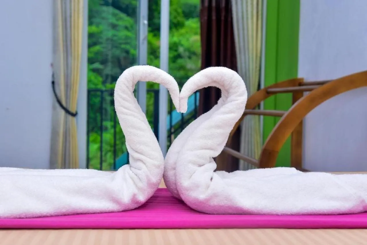 ゲストハウス Rivara Resort & Spa キャンディー